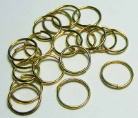 45 x Gold Tone Ring 8 mm